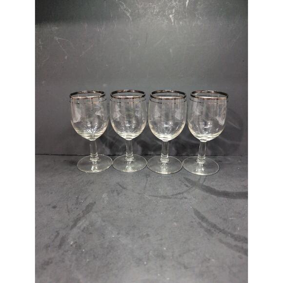 Silver‎ Rimmed Cocktail Glasses Stemware, Set of 4, Midcentury Barware, 4 Oz - Picture 2 of 9